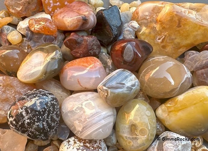 Tumbled Agates