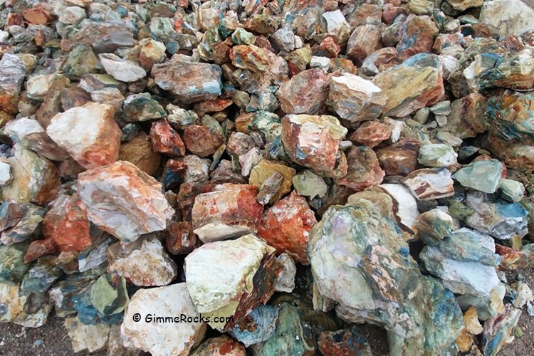 Understanding Jasper: Formation, Composition, and Identification - Rough Jasper Before Polishing