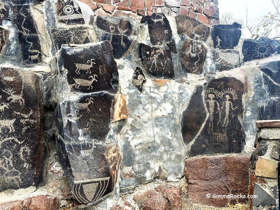 Ginkgo Petrified Forest State Park - Wanapum petroglyphs, Washington